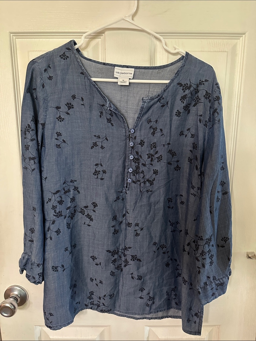 Liz Claiborne Blue Floral Henley Tunic